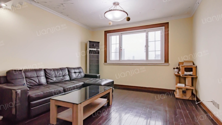 宏泰公寓二手房实景图