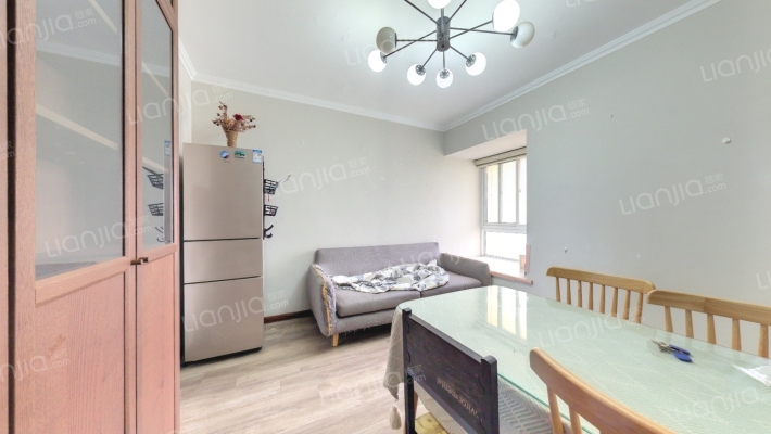 万润嘉园二手房实景图