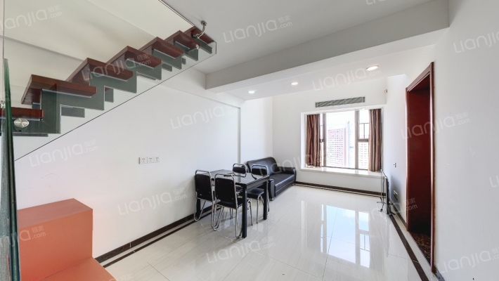 马赛公馆二手房实景图