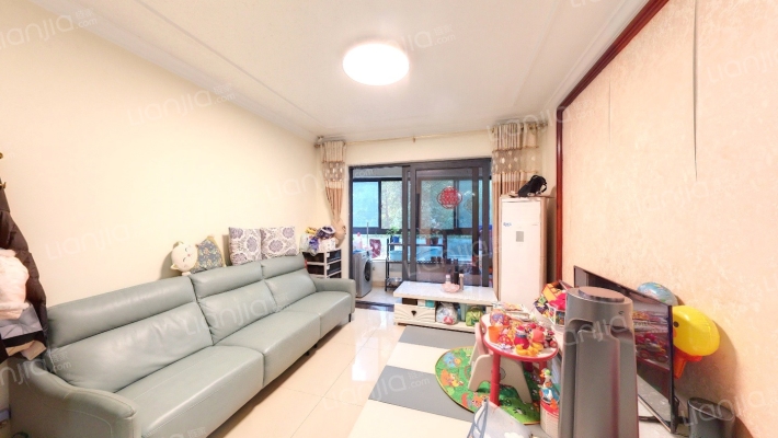 恒大绿洲一期二手房实景图