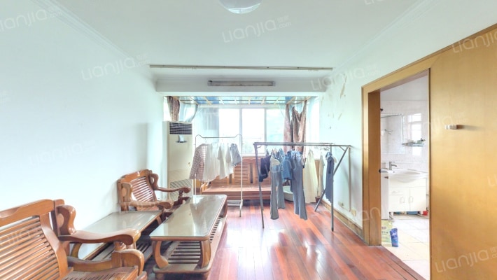 金榜世家（一至四期）二手房实景图