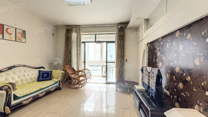 天嘉园二手房实景图