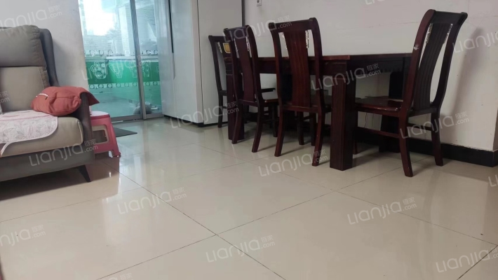 招贤公寓二手房实景图