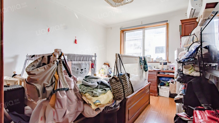 通阁小区二手房实景图