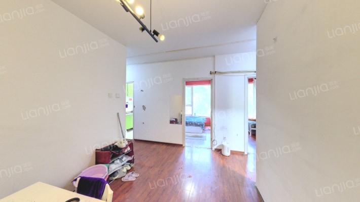 百合湾东区二手房实景图