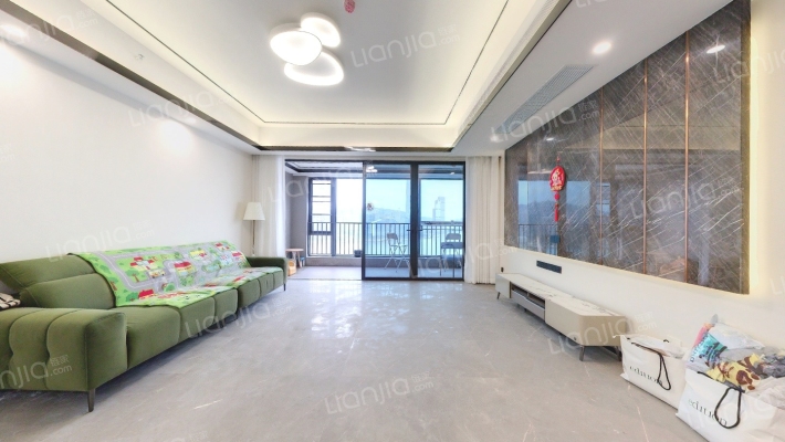 珠江国际金融中心二手房实景图