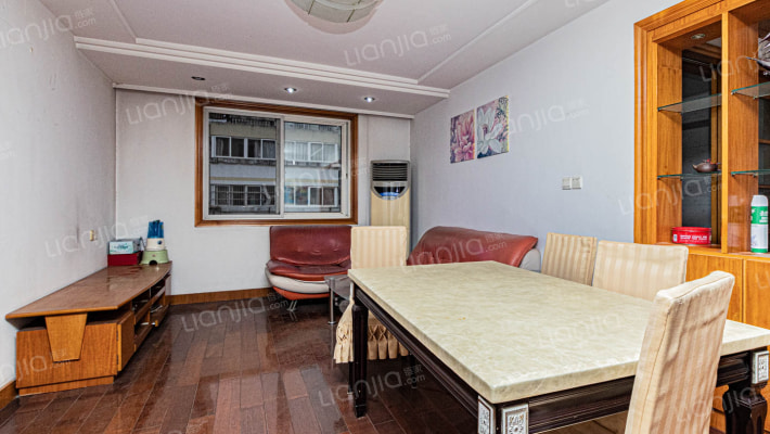 锦绣花苑二手房实景图