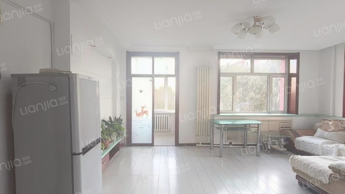 建筑公司家属楼二手房实景图