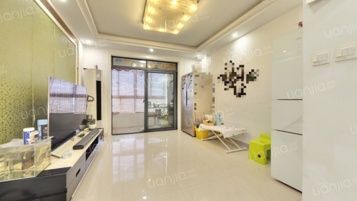 崧泽华城青湖苑二手房实景图