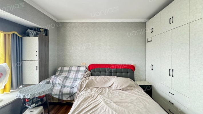 尚城国际二手房实景图