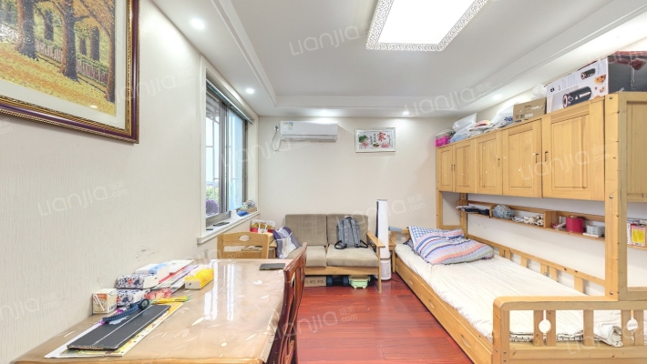妙栏路200弄二手房实景图