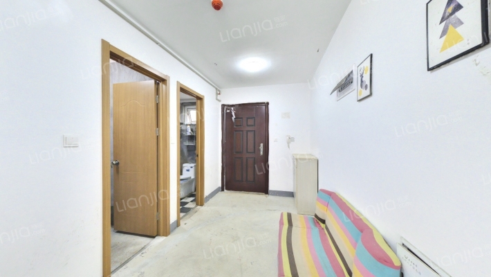 山河苑二手房实景图