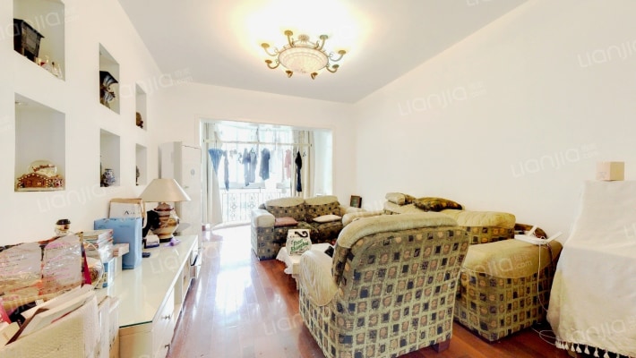 春岚苑二手房实景图