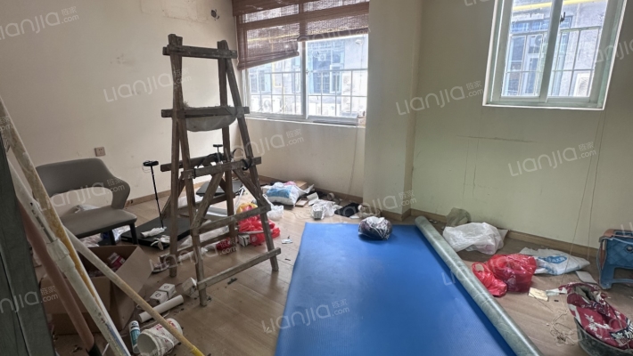 夏商小商品批发市场二手房实景图