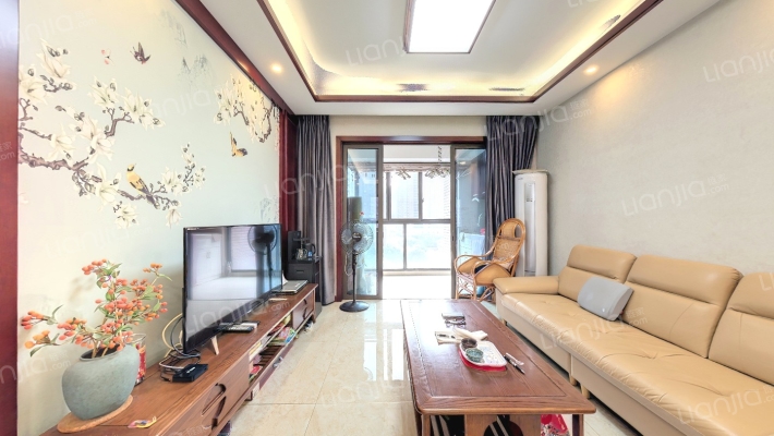 年华里二手房实景图