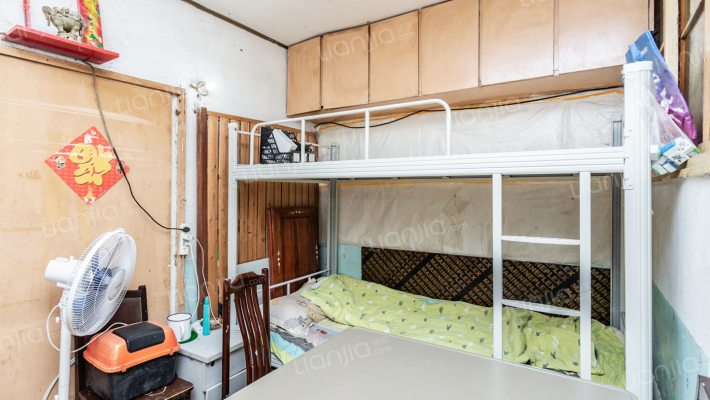 梅陇六村二手房实景图