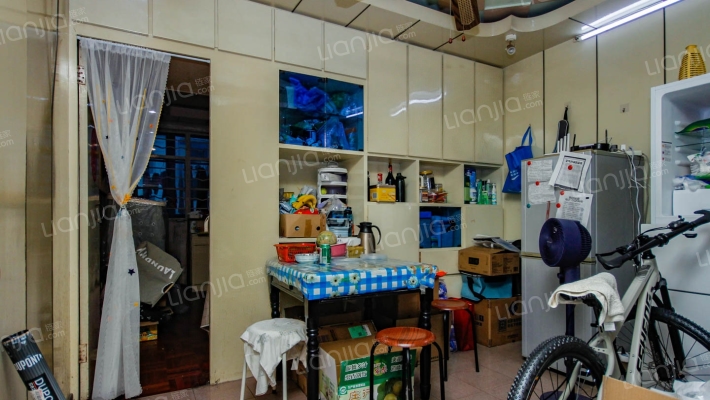 东门新村二手房实景图