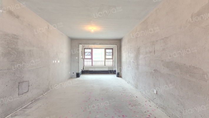 亚星倚澜苑二手房实景图