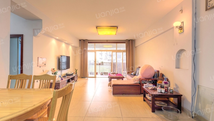 佳怡梧桐居二手房实景图