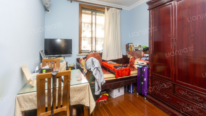 凌四小区二手房实景图