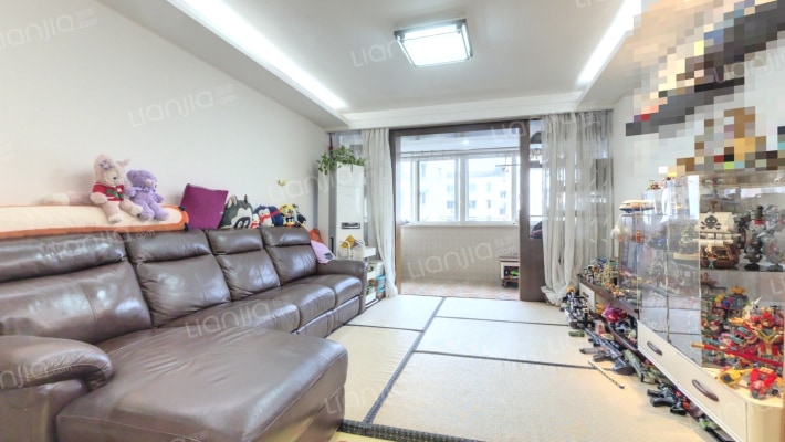 嘉宝新园二手房实景图