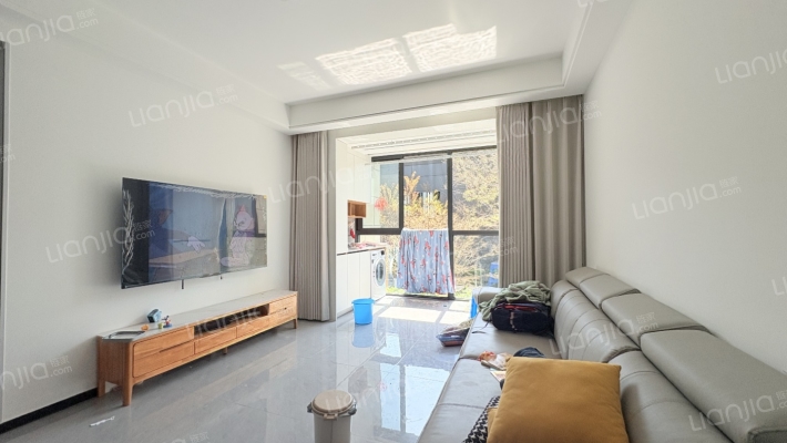 鲁能枕湖雅苑二手房实景图