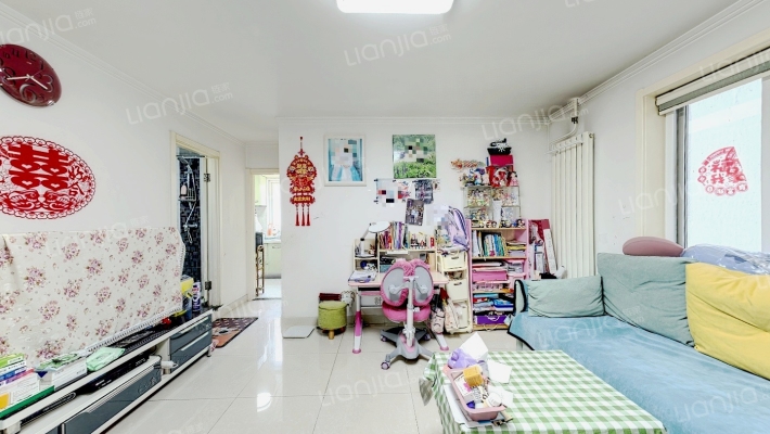 顺四条37号院二手房实景图