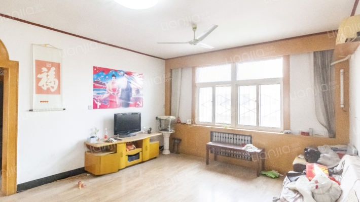 国土局宿舍二手房实景图