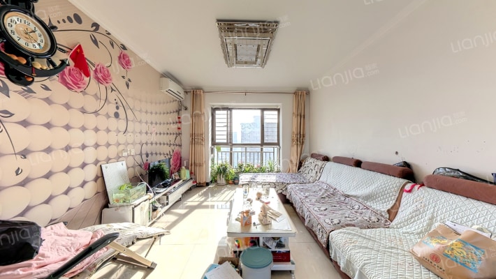 格调春天二手房实景图