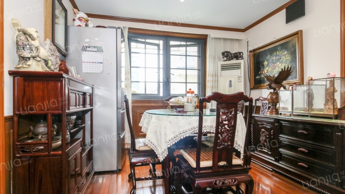 汇众公寓(静安)二手房实景图