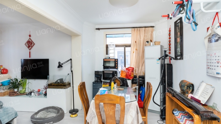 泗塘六村二手房实景图