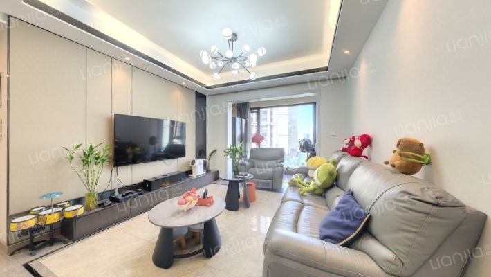 中南云樾二手房实景图