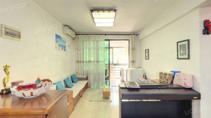 卓雅东苑二手房实景图