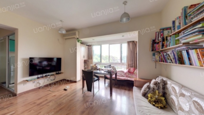 彩虹花园二手房实景图