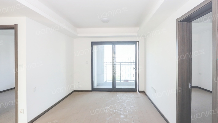 万科四季都会蓝茵二手房实景图