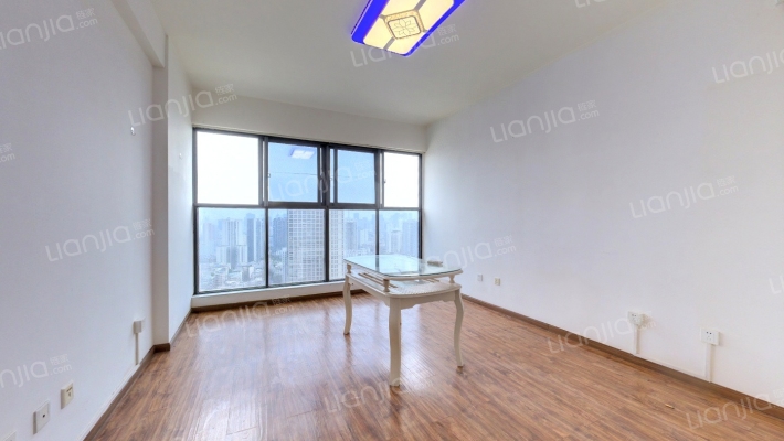 西锦国际三期二手房实景图