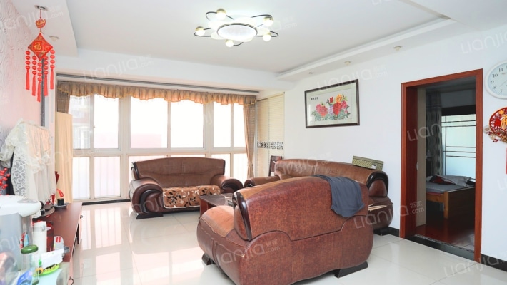 牌湾街二手房实景图