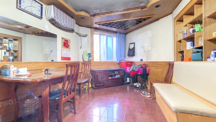 桃浦六村绿春苑二手房实景图