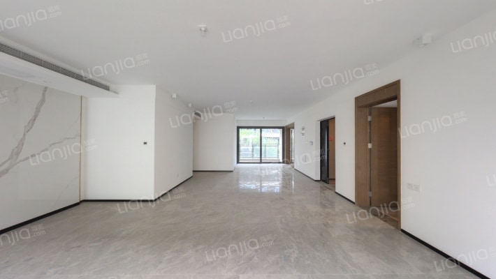 保利天汇二手房实景图