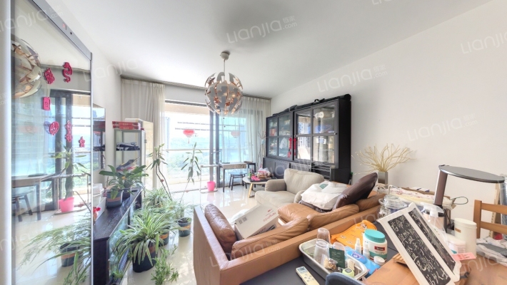 雍江艺庭二手房实景图