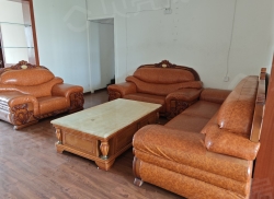 整租·红运花园 4室3厅 南_红运花园租房