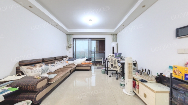 绿地城凤语湾二手房实景图