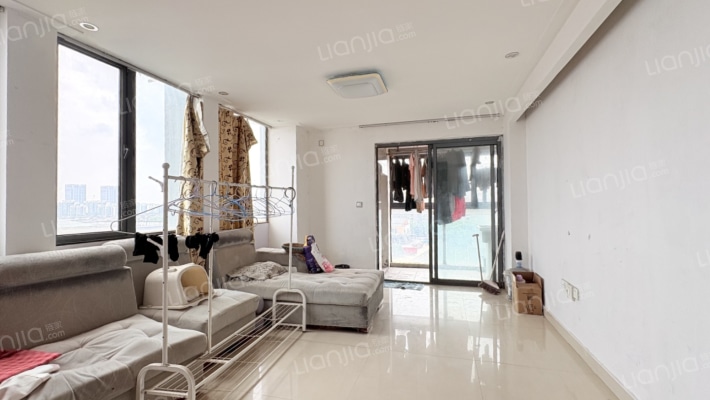 中恒广场二手房实景图