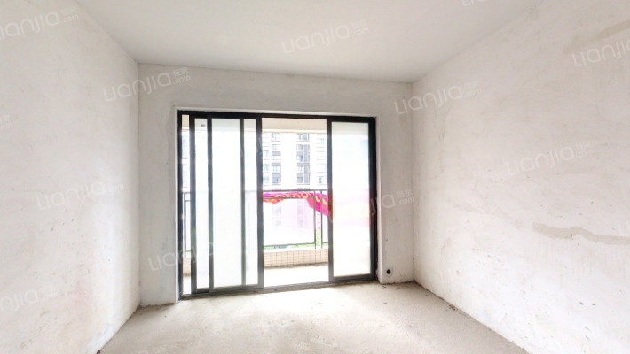 宏联美誉名座二手房实景图