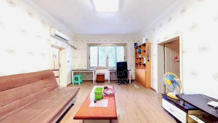 南方花园C1区二手房实景图