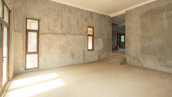 保利半山国际比弗利二手房实景图