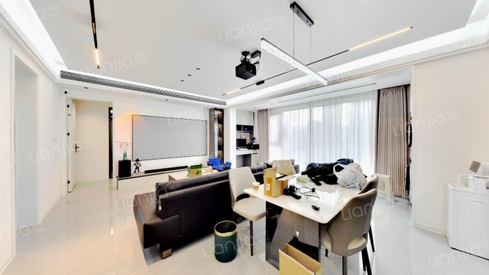 吾悦华府南区二手房实景图