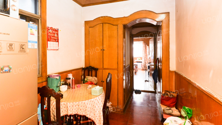 淞滨支路120弄二手房实景图