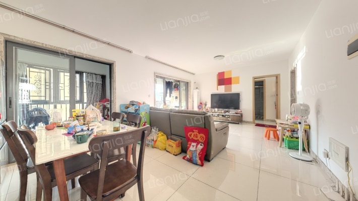 勤诚达22世纪二期二手房实景图