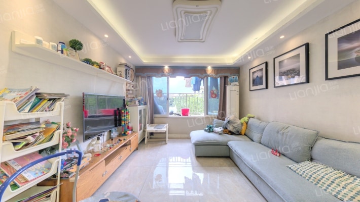 中加水岸二手房实景图